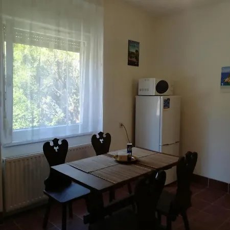 Apartmán Setany Apartmanhaz *