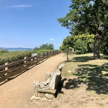 Setany Apartmanhaz *